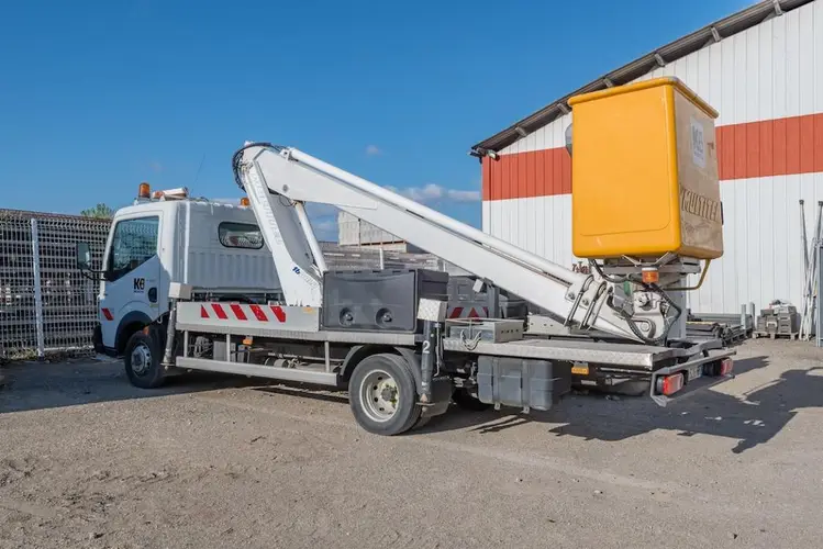 Agence Kiloutou Montélimar - Point P (Drôme)