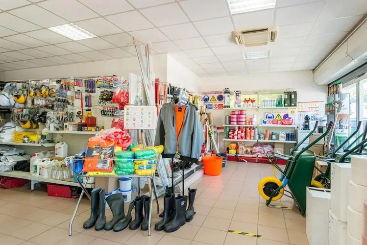 Agence Kiloutou TP Saint-Jean-du-Cardonnay (Seine-Maritime)