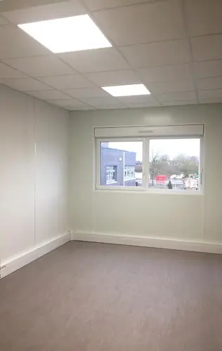 Agence Kiloutou Module Reims (Jamart) (Marne)